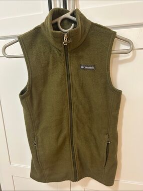 Columbia Vest